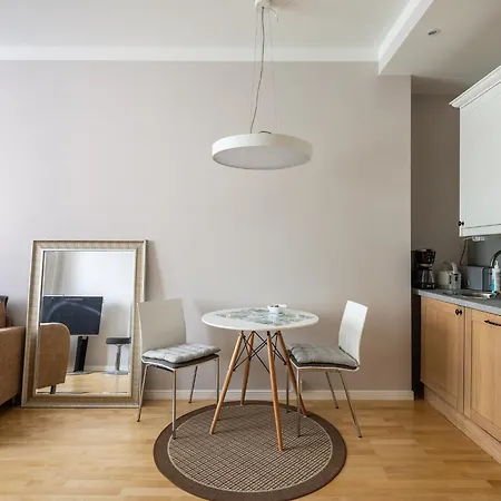 Bright 1br In Kallio With Location Apartment